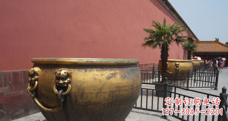 济南故宫铜水缸铜雕