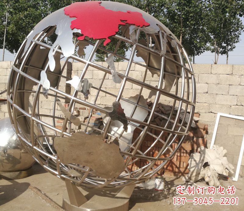 济南极致魅力:不锈钢抽象地球雕塑