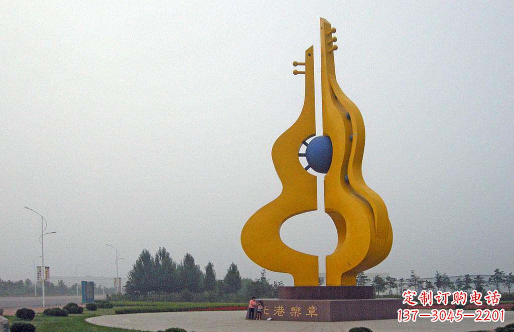 济南广场不锈钢抽象葫芦琵琶雕塑