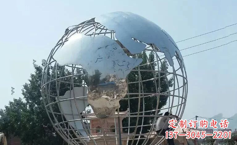 济南用艺术充实空间,精工制作高品质不锈钢地球仪雕塑