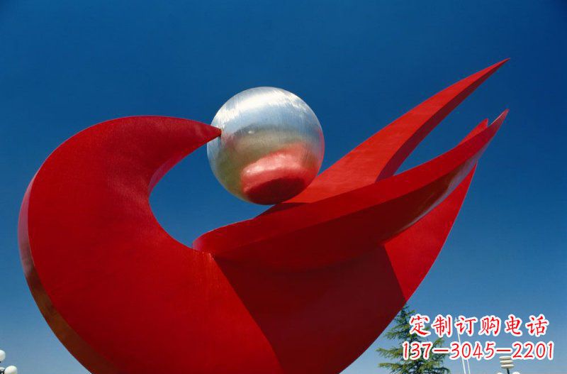 济南和平鸽雕塑:铸造和平与爱的象征
