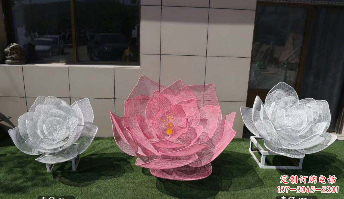 济南精美雕刻的不锈钢荷花雕塑