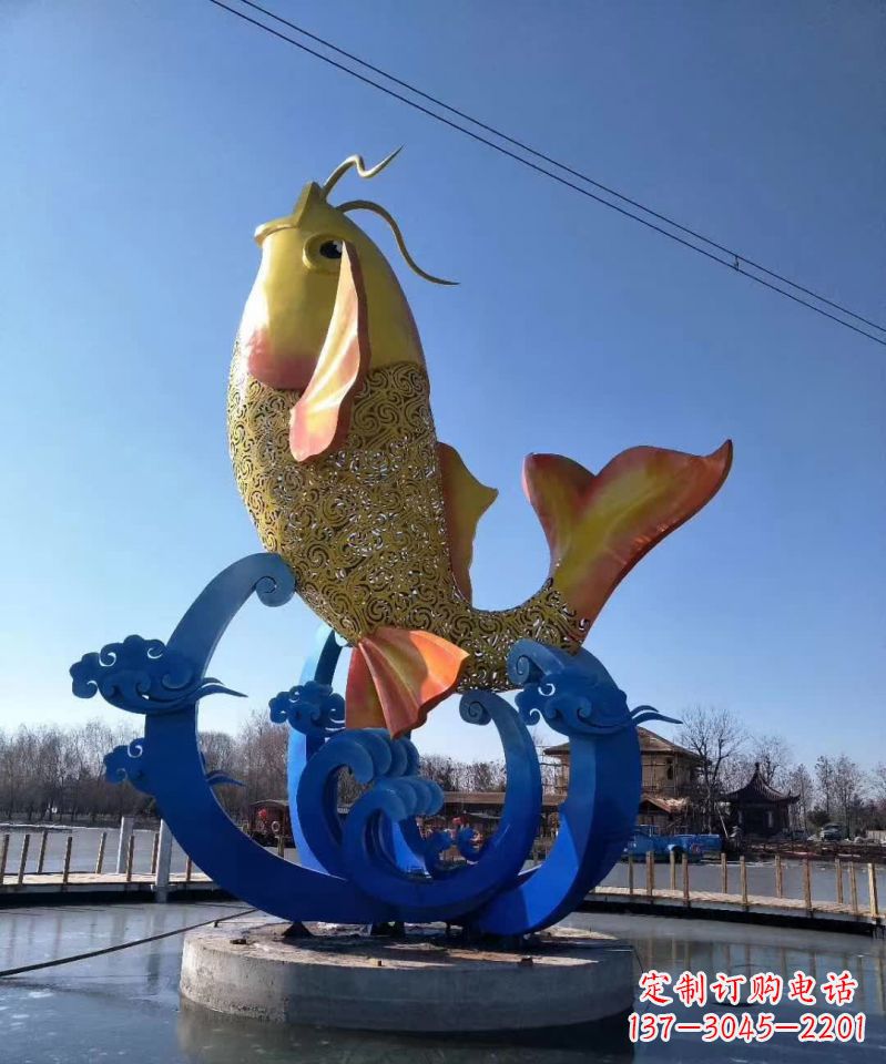 济南广场不锈钢金属鲤鱼雕塑
