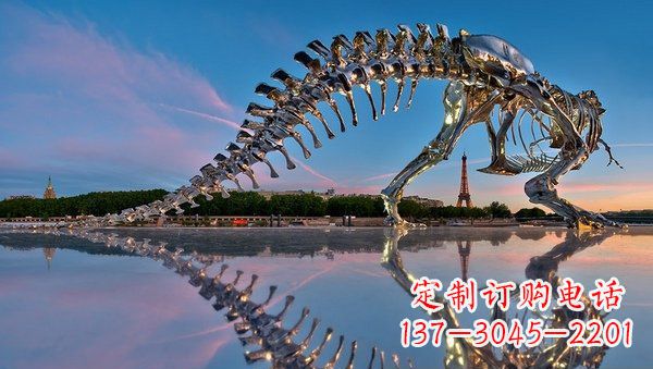 济南魅力无穷的不锈钢恐龙骨架雕塑