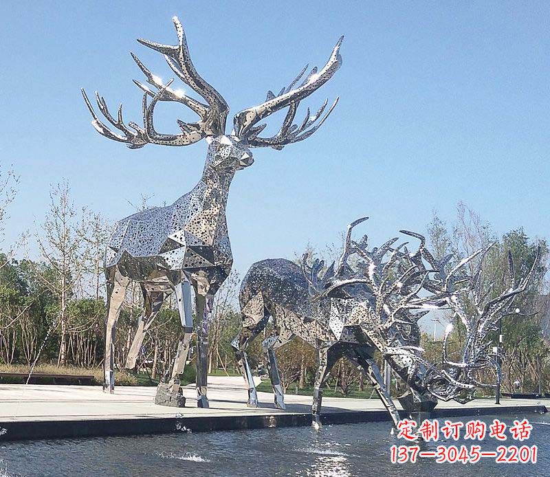 济南优雅而古典的不锈钢梅花鹿摆件雕塑