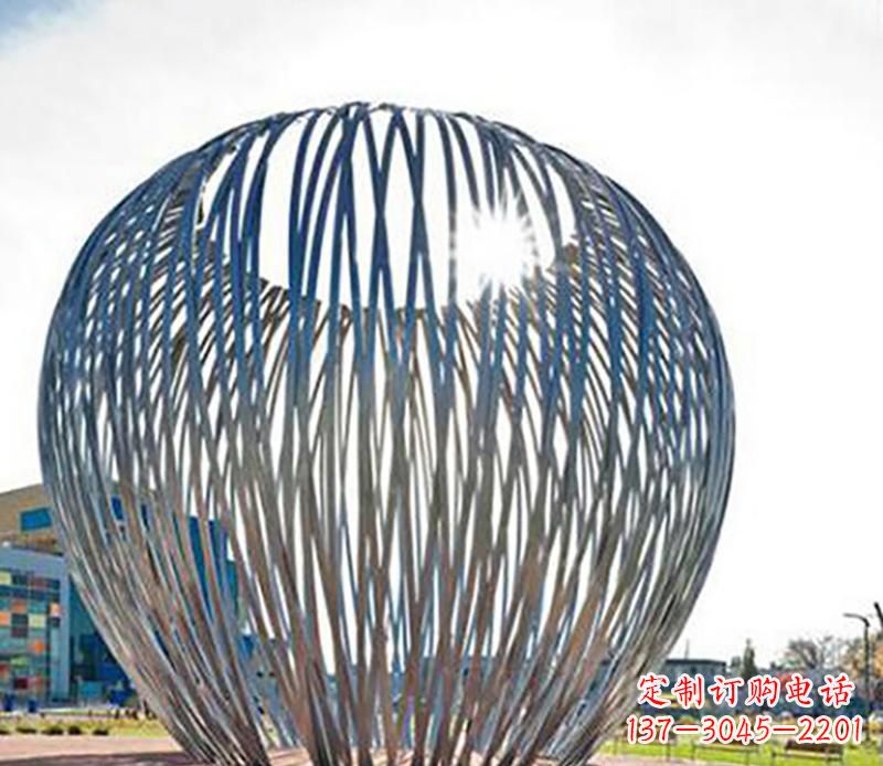济南中领雕塑|铸就不锈钢树叶风雕塑