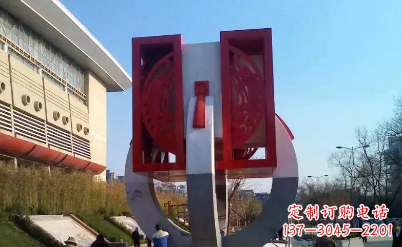 济南广场不锈钢圆环雕塑 (2)