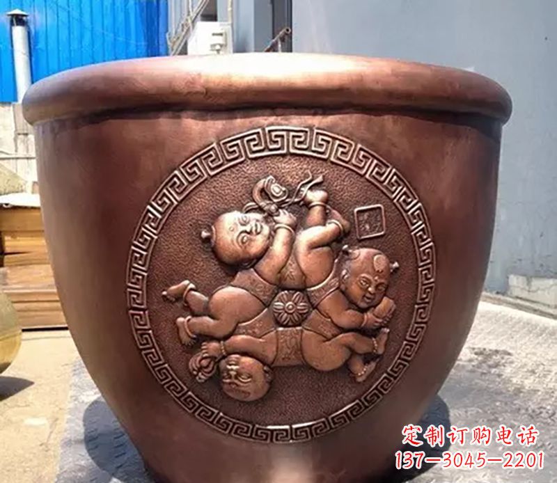 济南中领雕塑出品,高端水缸铜雕塑