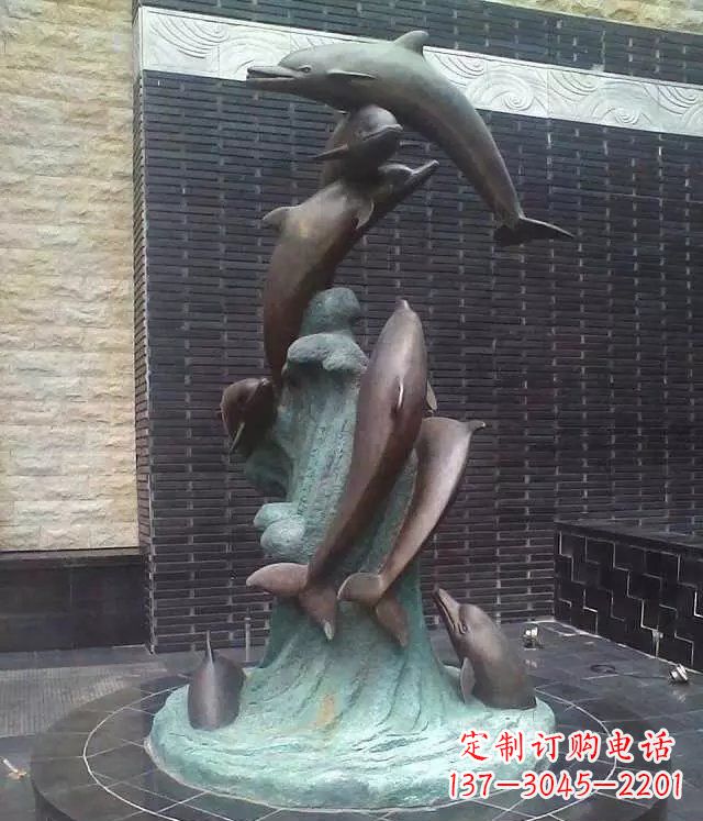 济南铜雕海豚:艺术与精美结合