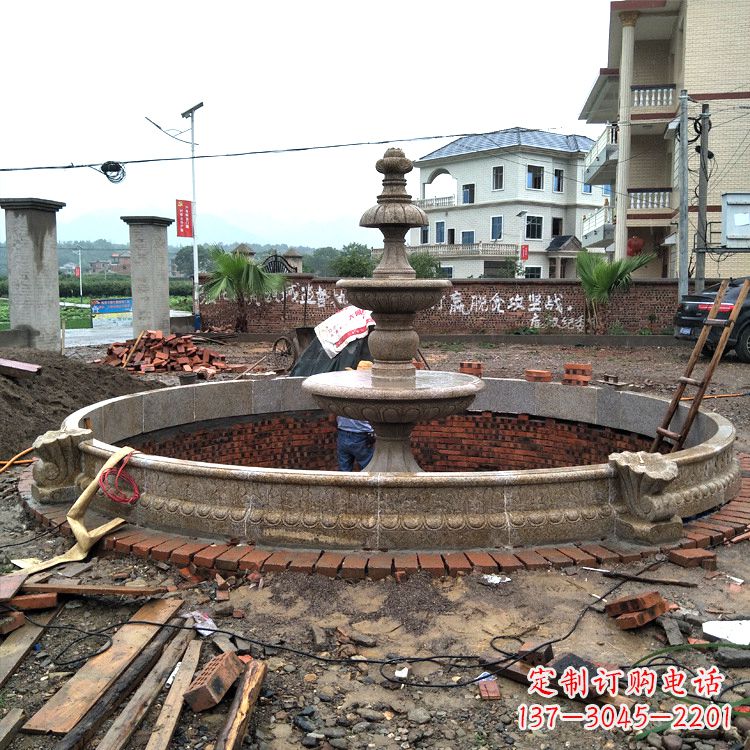 济南汉白玉水景雕塑是由中领雕塑定制的精美水景…
