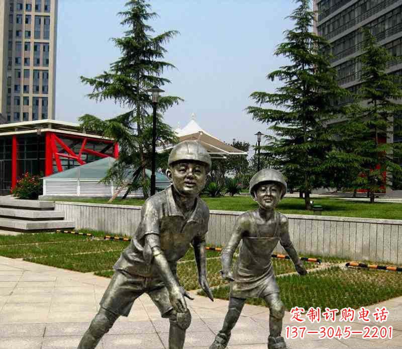 济南滑旱冰男孩铜雕,精细而引人入胜