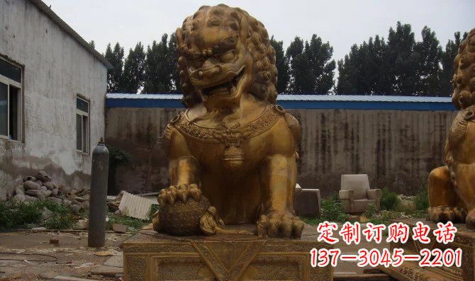 济南黄铜踩球故宫狮子铜雕