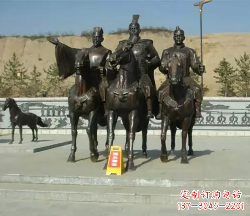 济南中领雕塑:骑马广场铜雕作品