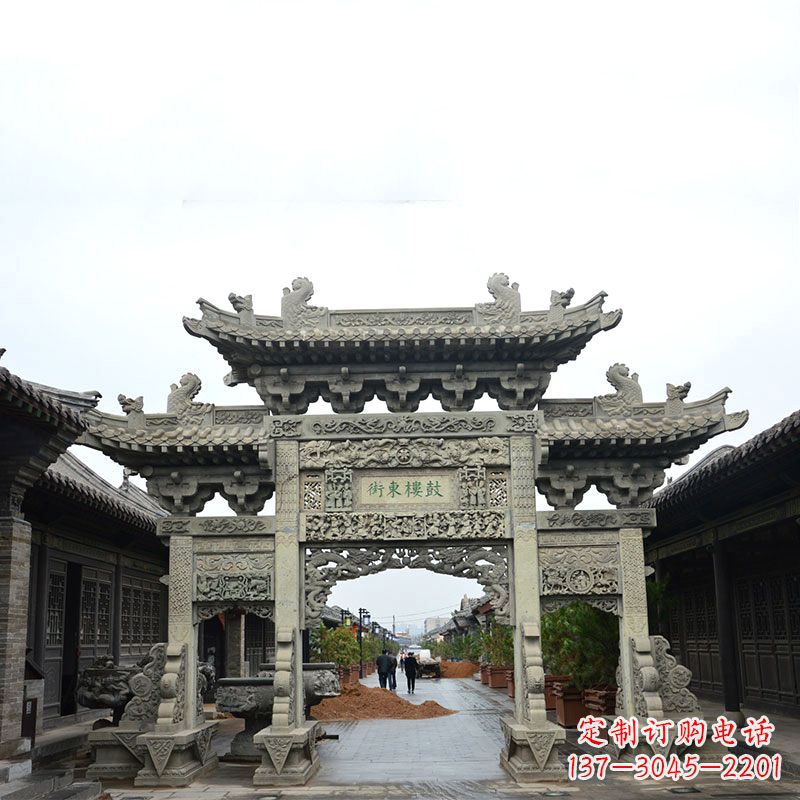 济南特色街道三门石雕牌楼雕塑