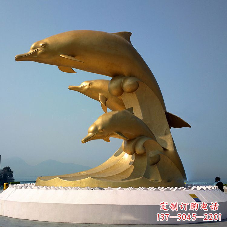 济南景区广场海豚漆金动物铜雕