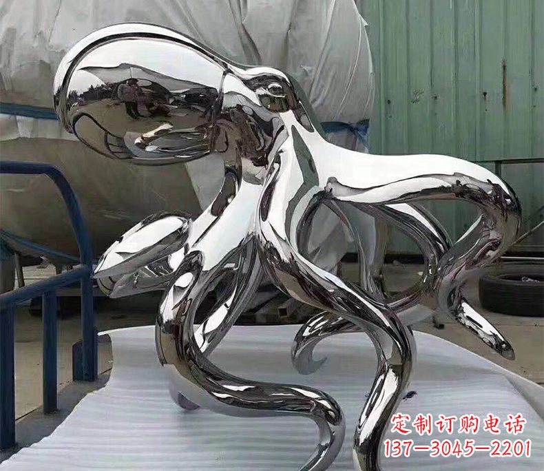 济南精致华丽的镜面不锈钢章鱼雕塑