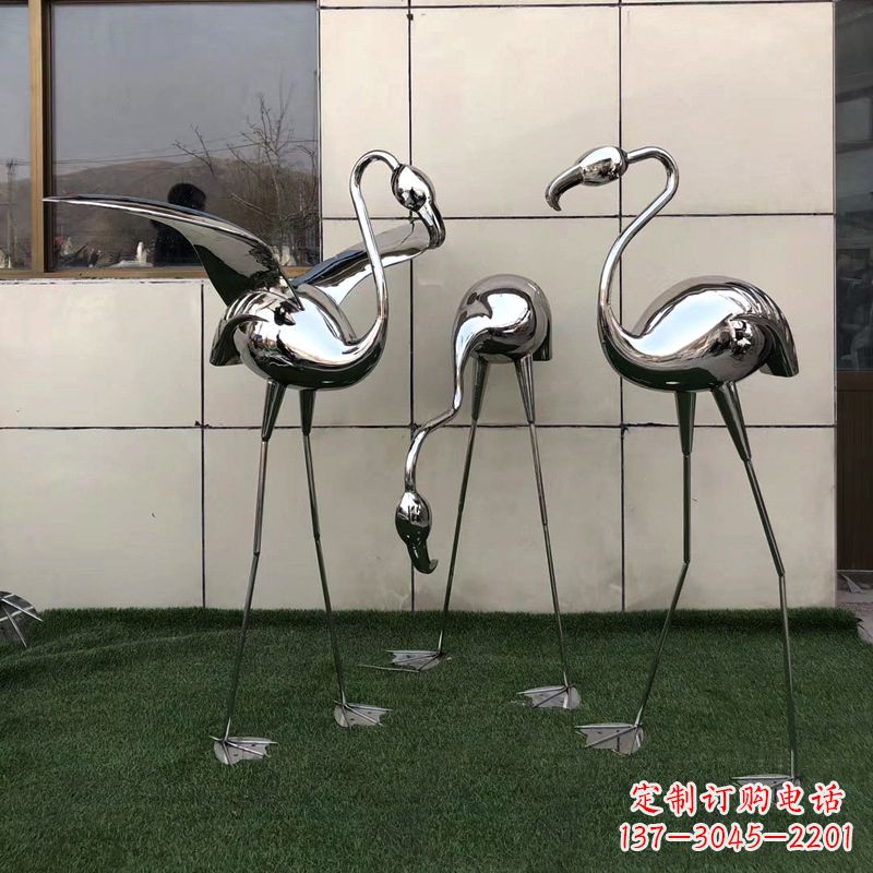 济南镜面仙鹤不锈钢雕塑摆件