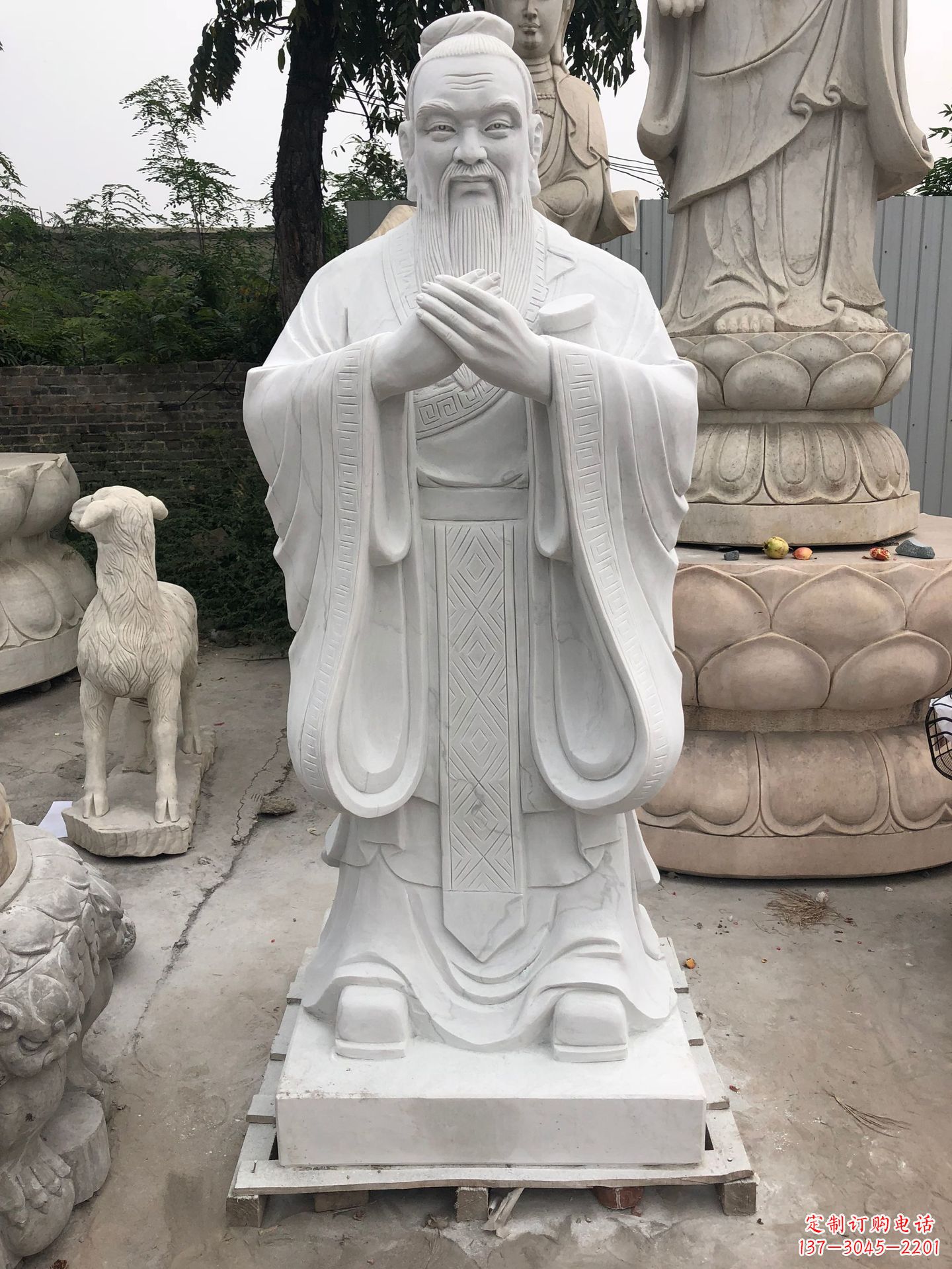济南孔子铜雕塑,重现传统文化的荣耀