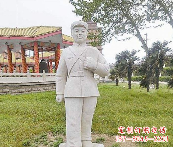 济南雷锋石雕——传承奉献精神
