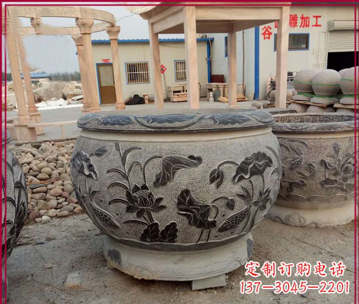 济南中领雕塑:传承经典,水缸雕塑仿古圆水缸
