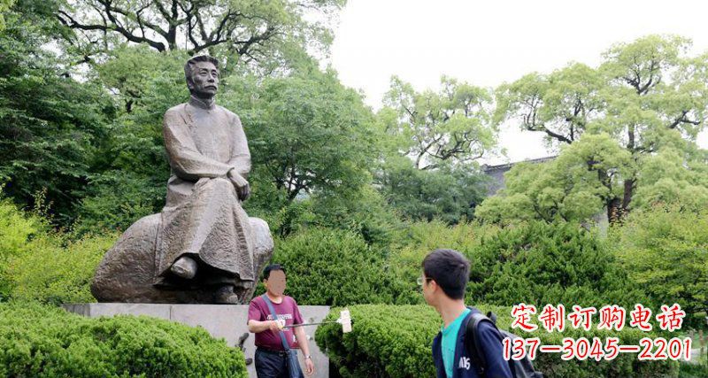 济南鲁迅铜雕,艺术品级的文化符号