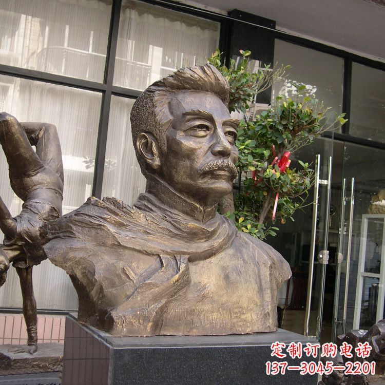 济南鲁迅雕塑,志存高远的精神传承
