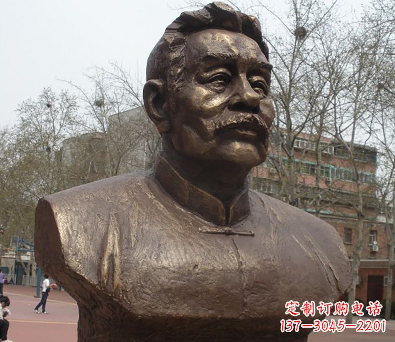 济南鲁迅胸像名人铜雕是中领雕塑公司定制的一款…