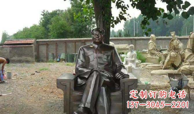 济南中领雕塑推出的主席雕塑珍藏版,由高级工艺…