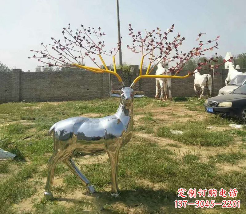 济南梅花鹿镜面不锈钢雕塑
