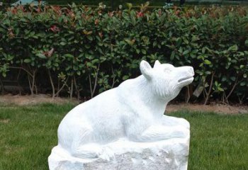 济南唯美可爱的汉白玉小区动物熊雕塑