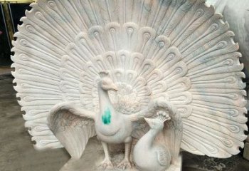 济南汉白玉孔雀雕塑，传统工艺精致塑造