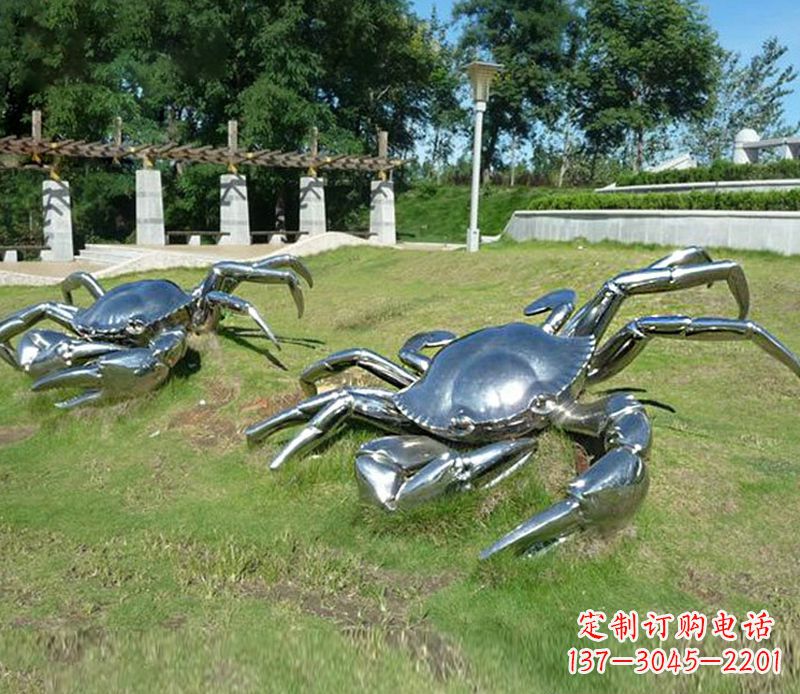 济南螃蟹雕塑不锈钢