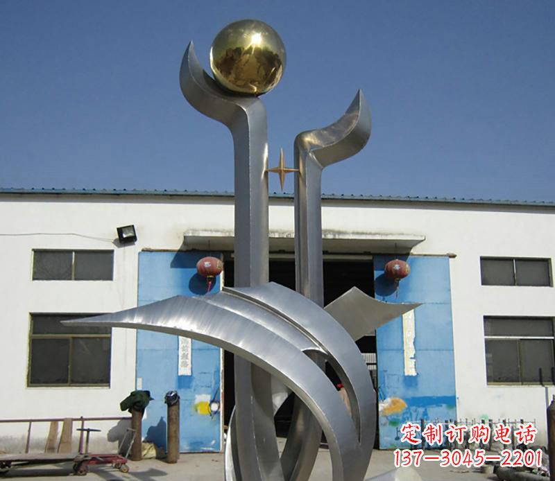 济南中领雕塑:不锈钢树叶雕塑,精美绝伦