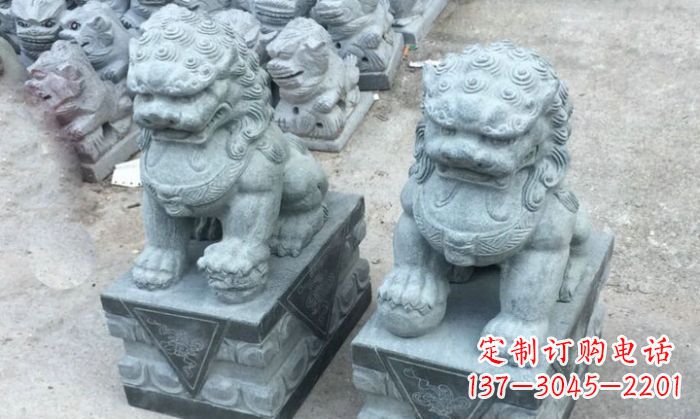 济南青石小狮子门口石雕，精美传统风格