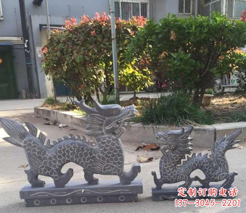 济南青石雕刻母子龙是由中领雕塑工厂家生产的一…