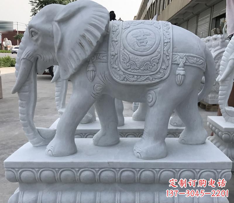 济南青石纳福动物大象雕塑,完美缔造家庭装饰风景