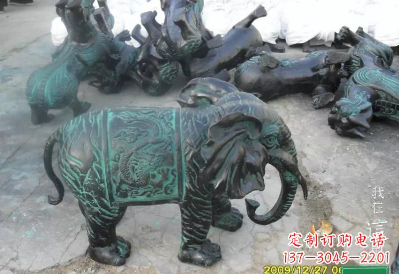济南精美青铜大象雕塑,极致线条优雅