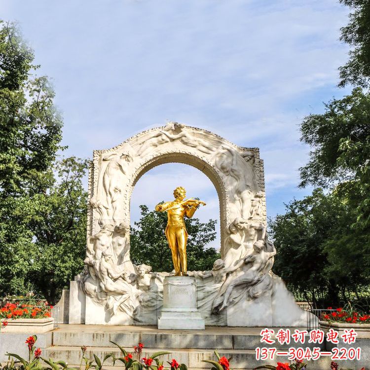 济南世界名人古典主义作曲家莫扎特公园铜雕像