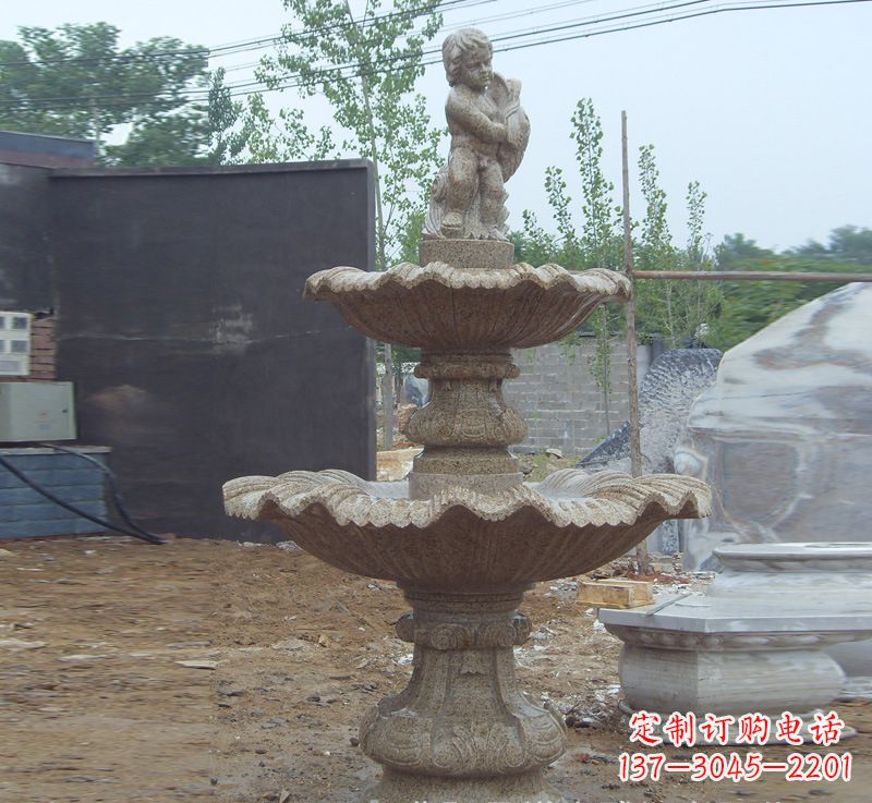 济南双手捧钵的石雕佛像