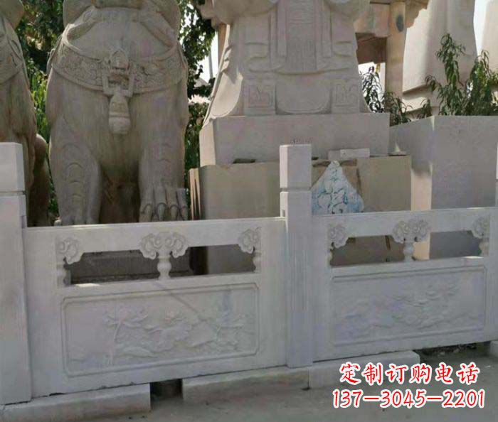 济南寺庙景观汉白玉石浮雕栏板