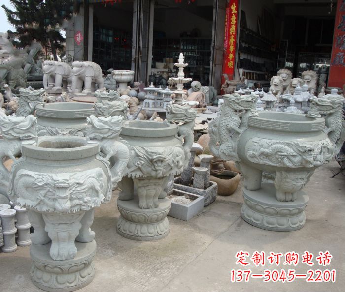 济南寺庙景观龙头石雕水缸