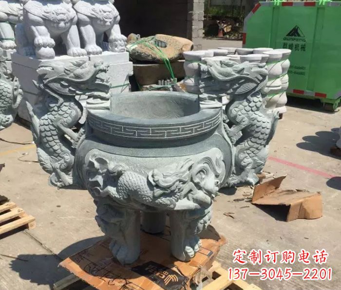 济南寺庙景观青石龙头香炉石雕 (2)