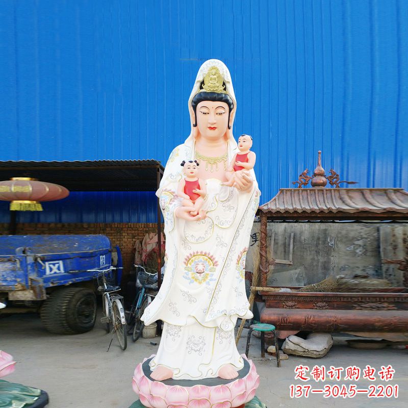 济南送子观音彩绘玻璃钢雕塑