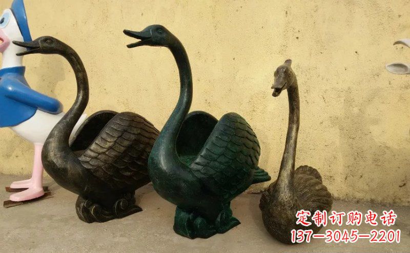 济南天鹅动物铜雕 (3)