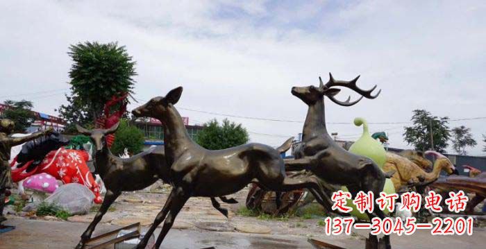 济南跳跃的小鹿铜雕