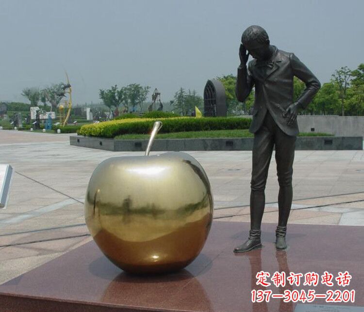 济南铜雕西方人物和苹果