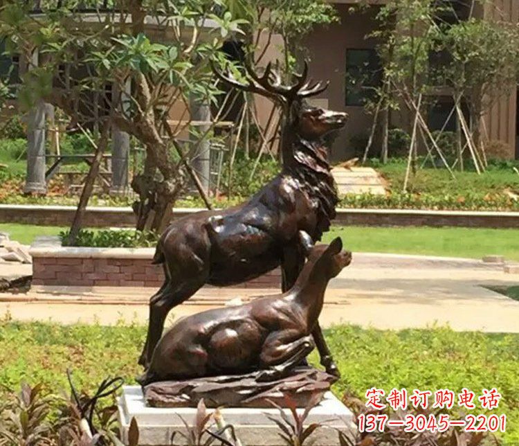 济南铜雕园林梅花鹿雕塑摆件