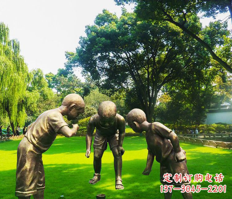 济南铜雕园林玩陀螺儿童雕塑