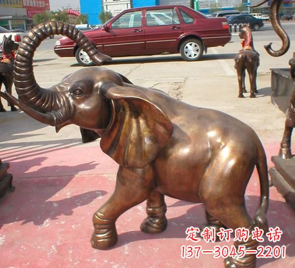 济南铜雕长鼻大象
