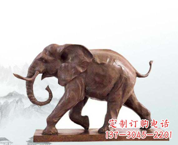 济南晚霞红大象公园动物石雕